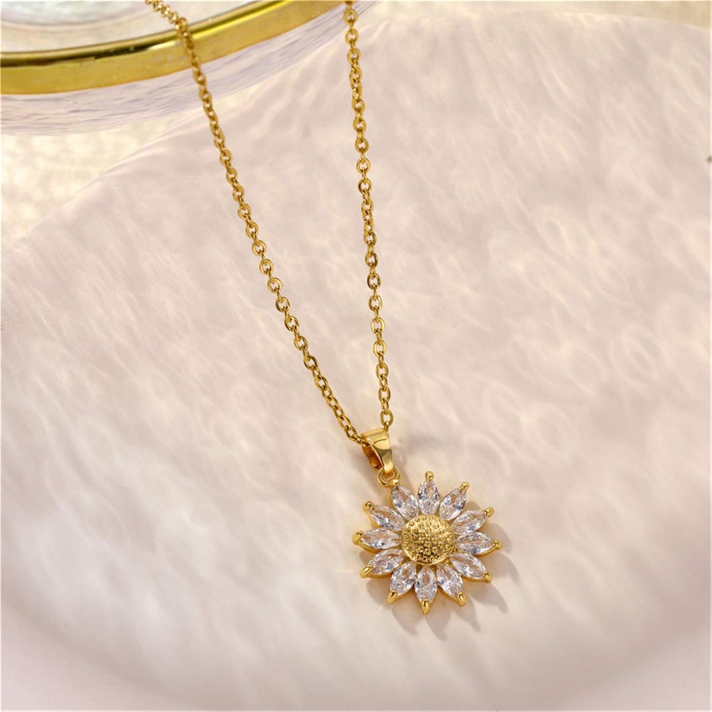 Sunflower Necklace, Gold Plated Sunflower Daisy Necklaces You Are My Sunshine Necklace Lovely Flower Pendant Necklace Sunflower Jewelry Gifts for Women (Gold)