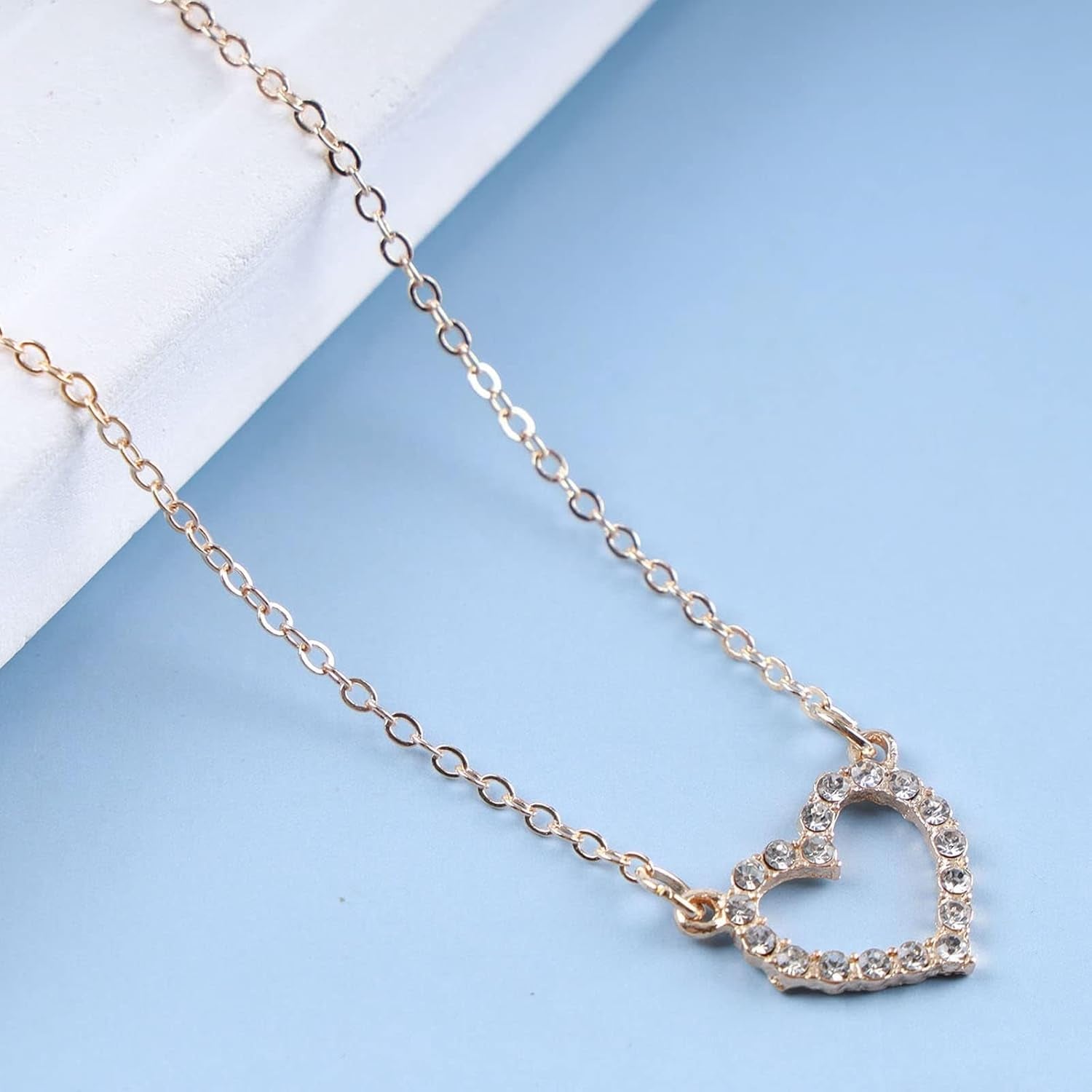 Crystal Heart Necklace Gold Cz Heart Pendant Necklace Boho Love Heart Necklace Sparkling Crystal Heart Choker Necklace Crystal Love Pendant Necklace Chain Jewelry for Women and Girls Gifts